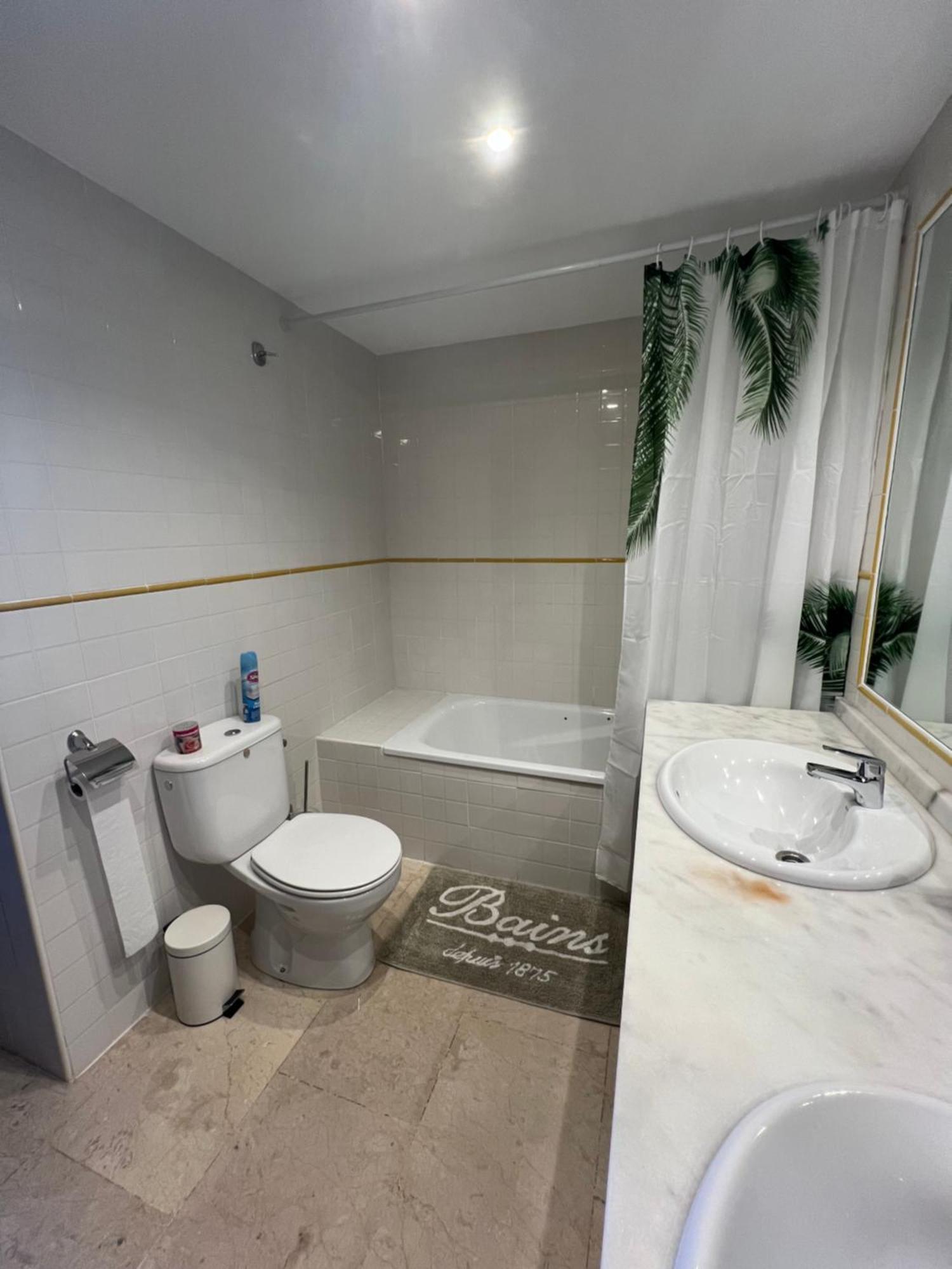 Punta Prima Nice Apartment With Sea Views ตอร์เรเวียคา ภายนอก รูปภาพ