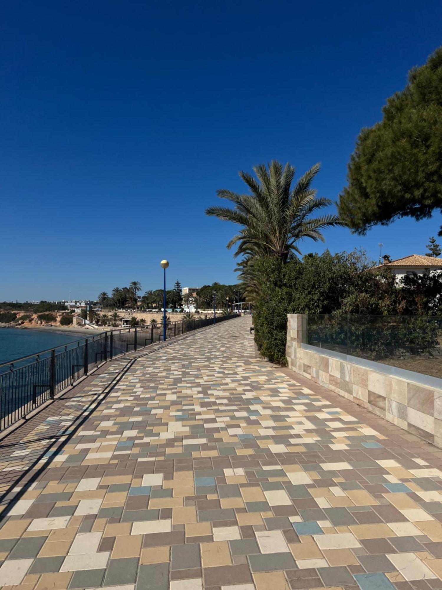 Punta Prima Nice Apartment With Sea Views ตอร์เรเวียคา ภายนอก รูปภาพ